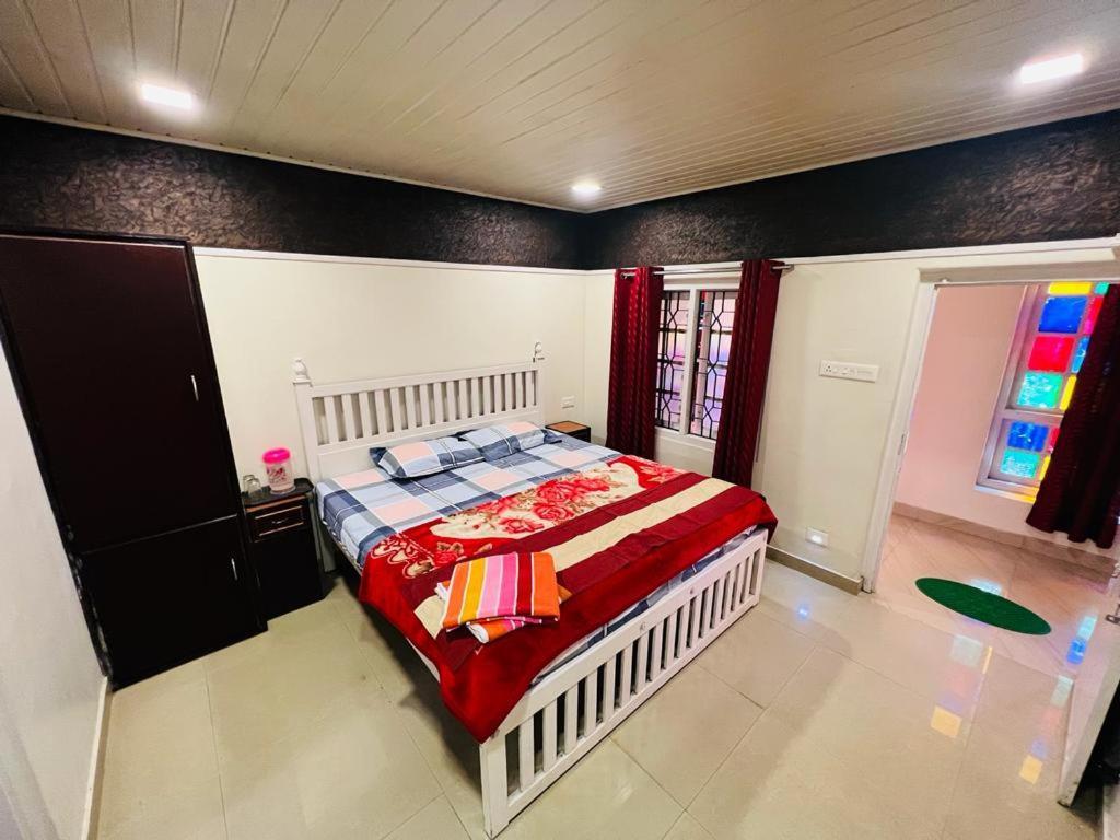 Queen Annes Bungalow Hotel Kodaikanal Exterior foto